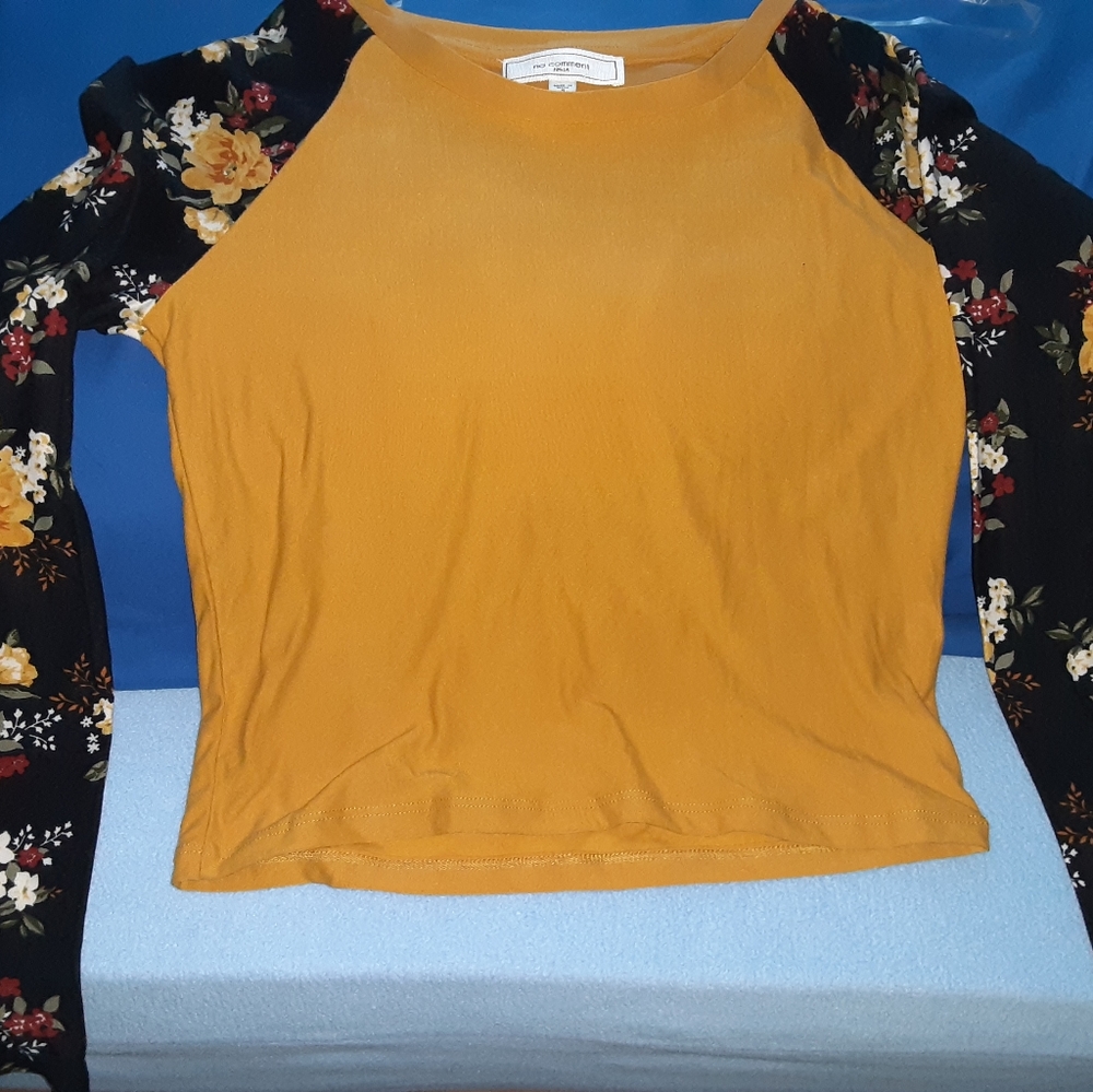 Girl's Floral Sleeve Crop Top